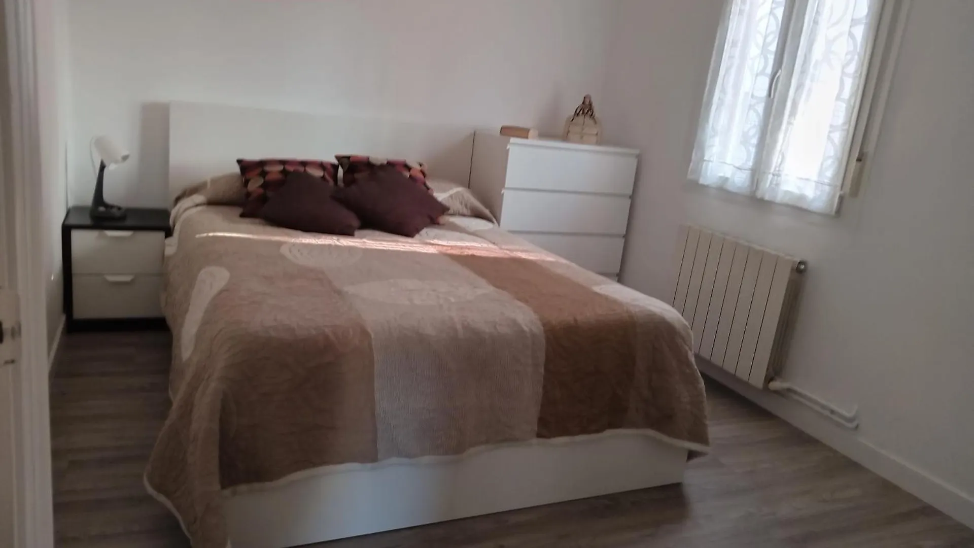 Homestay Aiako Harria Habitaciones Irun Spain