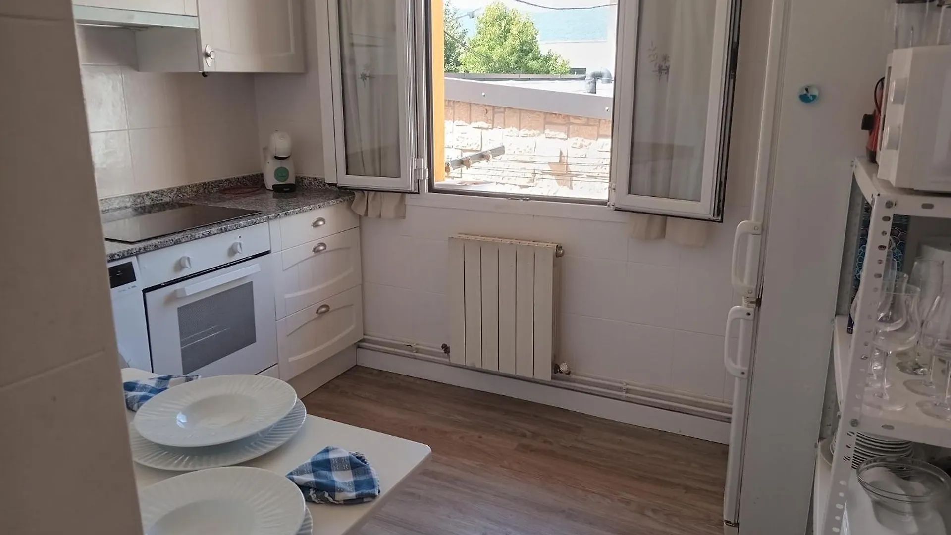 Aiako Harria Habitaciones Irun Homestay